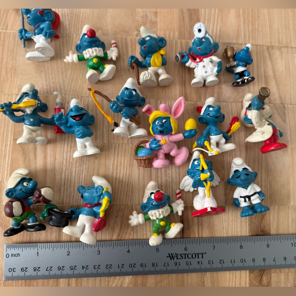 Schleich Smurf Vintage Figurines 1970’s-80’s 16 Piece Miniature PVC Collectibles - Picture 6 of 7
